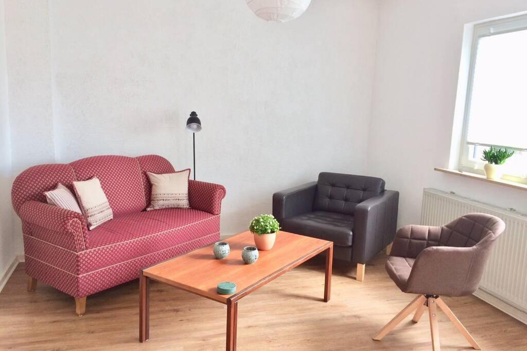 Hinter Burg, Haus Mit Garten ماين المظهر الخارجي الصورة