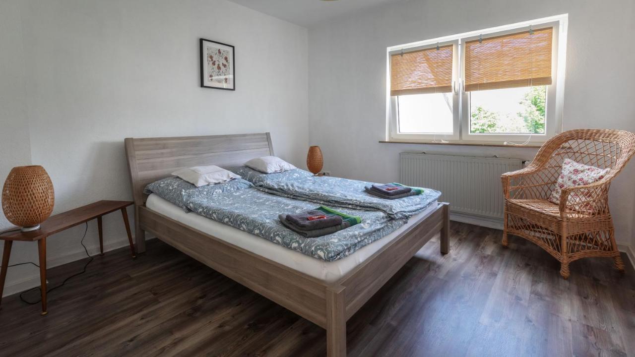 Hinter Burg, Haus Mit Garten ماين المظهر الخارجي الصورة
