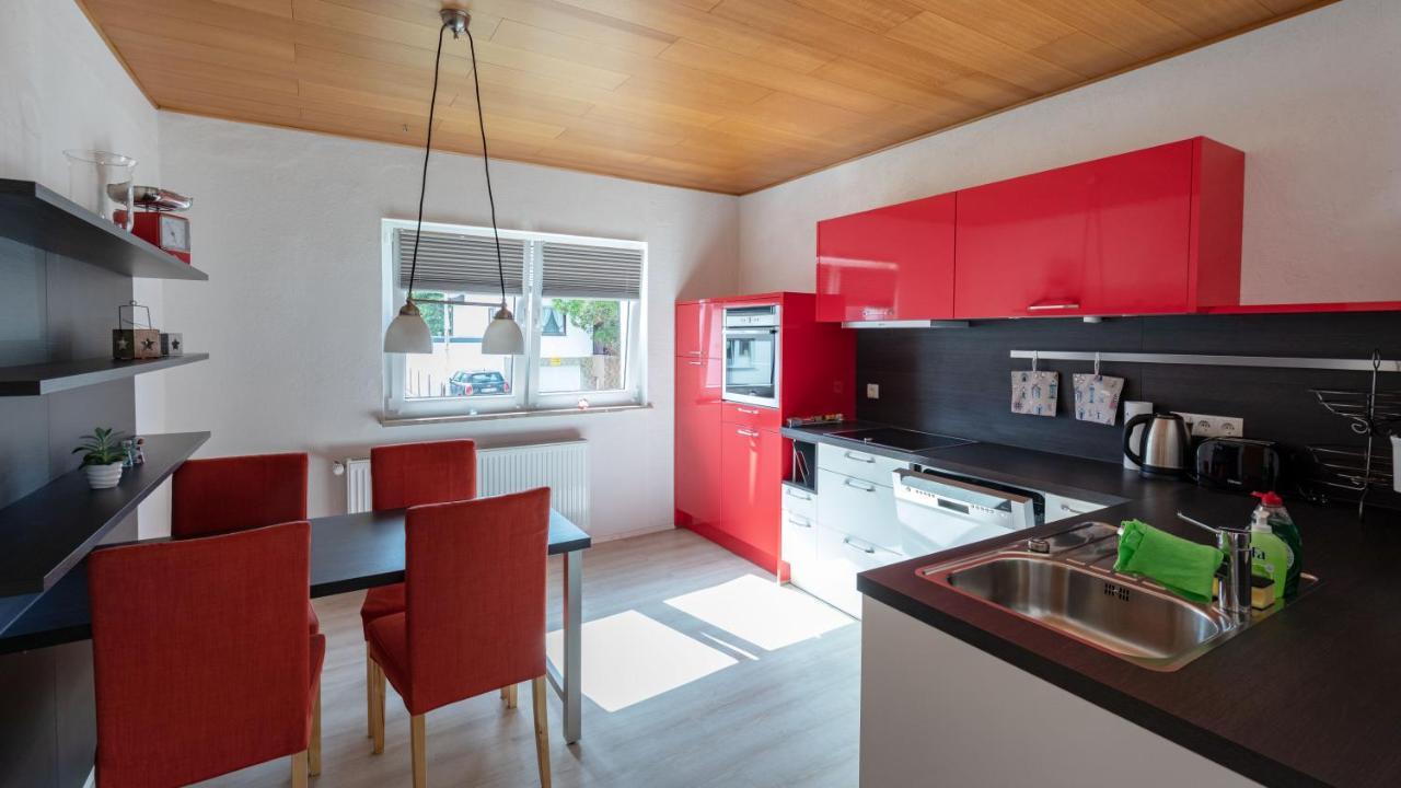 Hinter Burg, Haus Mit Garten ماين المظهر الخارجي الصورة
