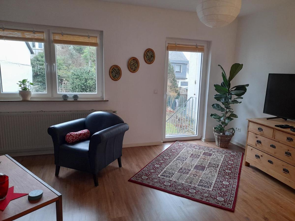 Hinter Burg, Haus Mit Garten ماين المظهر الخارجي الصورة